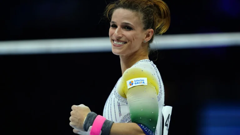 Jade Barbosa anuncia gravidez