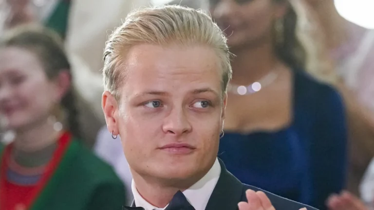 Filho de futura Rainha da Noruega é acusado de 3 estupros e outros crimes