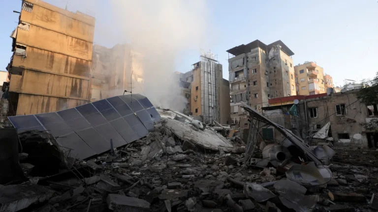 Israel bombardeia Líbano e volta a quebrar cessar-fogo com Hezbollah