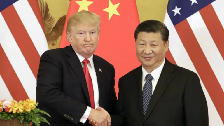Trump procura China para discutir comércio e revela convite de Xi Jinping