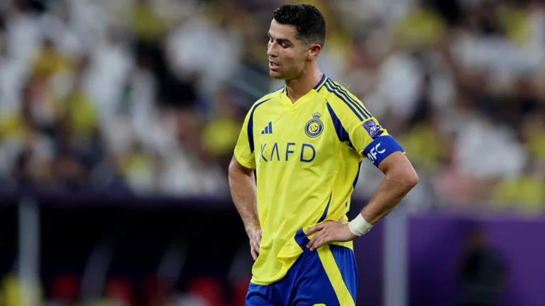 Al Nassr tenta segurar Cristiano Ronaldo e mira reforços de peso