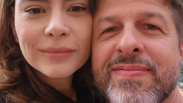 Michelle Loreto se casa com diretor da Globo