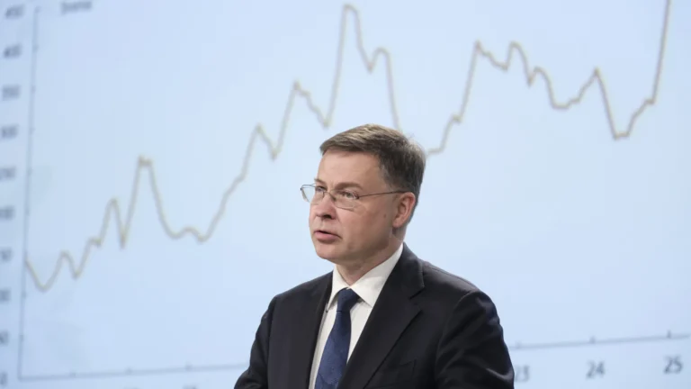 UE: estamos vendo impactos negativos das tarifas dos EUA na economia, afirma Dombrovskis