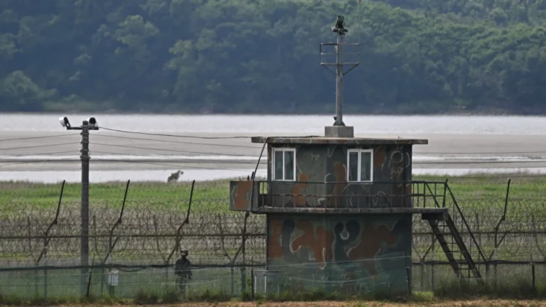 Coreia do Sul desliga alto-falantes de propaganda na fronteira com Norte