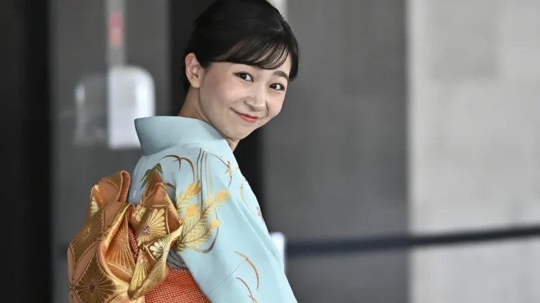 Princesa do Japão viaja pelo Brasil em ‘classe econômica’ e viraliza