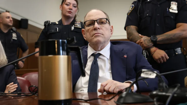 Julgamento de Weinstein por crimes sexuais é anulado; jurado foi ameaçado