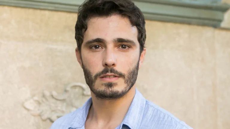 Desistiram? Famosos que hoje têm ‘empregos normais’