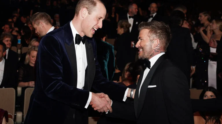 David Beckham felicita príncipe William no aniversário do amigo
