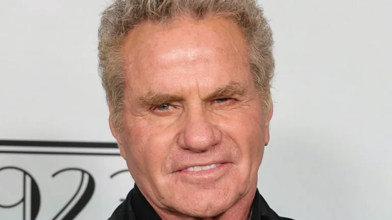 Martin Kove, de ‘Karatê Kid’, é retirado de evento após morder atriz