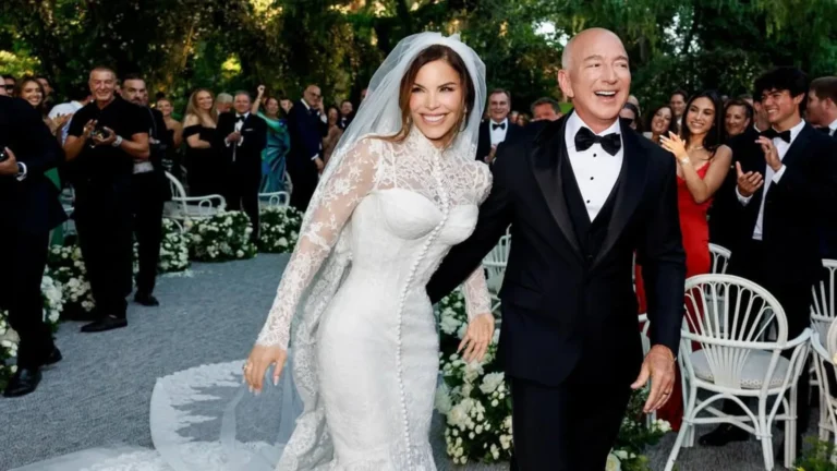 É oficial! Jeff Bezos e Lauren Sánchez se casaram; veja as fotos