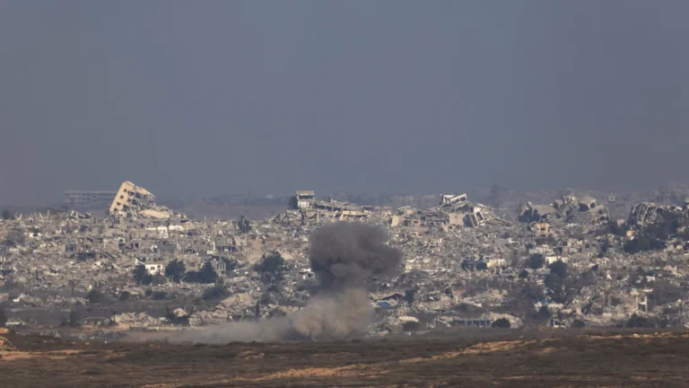 Ataques de Israel em Gaza matam 23 pessoas, incluindo 8 crianças