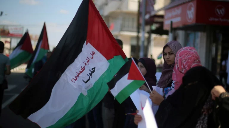 Canadá diz que pretende reconhecer Palestina e aumenta pressão sobre Israel