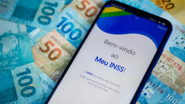 INSS vai devolver dinheiro de desconto a 1,1 milhão de beneficiários até esta quarta (30)