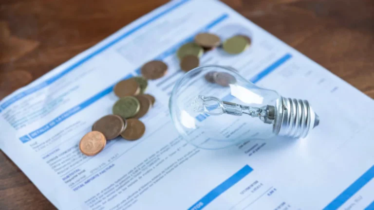 IPCA-15 acelera em julho com pressão da conta de luz; alimentos caem pelo 2º mês seguido