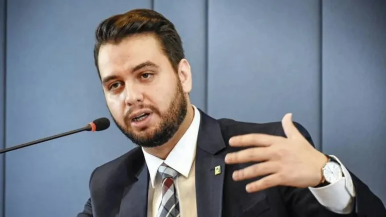 Filipe Martins diz no STF que soube da minuta do golpe pela imprensa