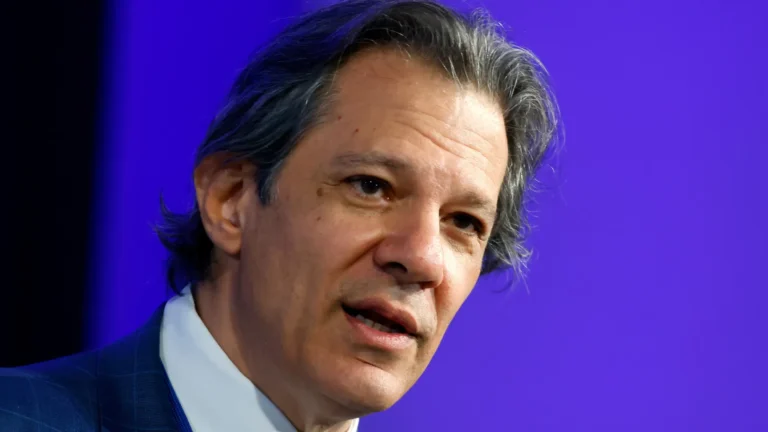 Bets ganham fortuna, geram pouco emprego e mandam dinheiro para fora, diz Haddad