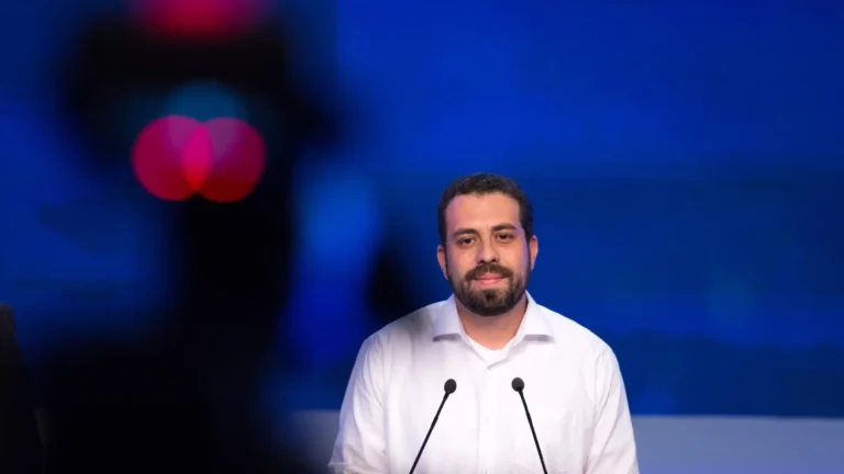 Boulos, cotado para ministério de Lula, ataca centrão com mote ‘ricos contra pobres’