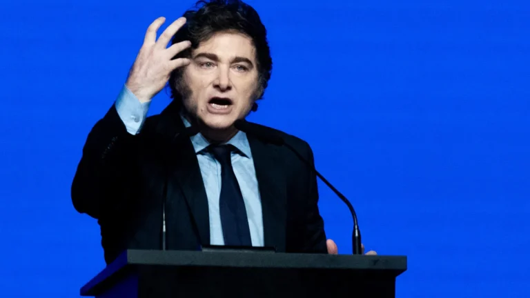 Milei cancela discurso de independência da Argentina sob risco de evento esvaziado