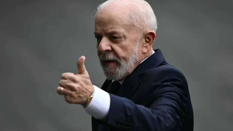 Lula diz que Trump mente ao justificar tarifaço: “Ele não quer conversar”