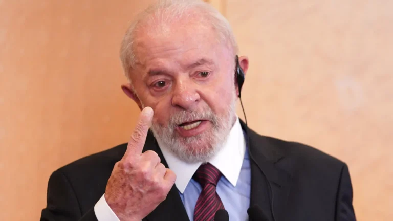 “Não há motivo para ter medo”, diz Lula sobre pressão política de Trump