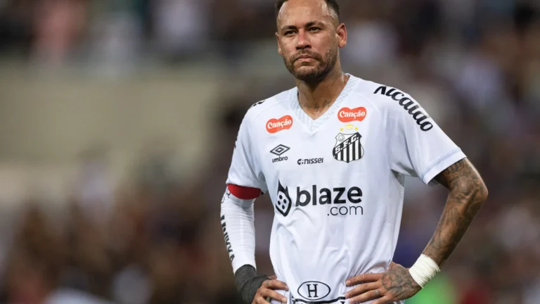 Com Neymar sob pressão, Santos busca reação urgente contra o lanterna Sport no Brasileirão
