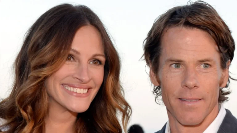 Julia Roberts festeja aniversário de casamento em acampamento