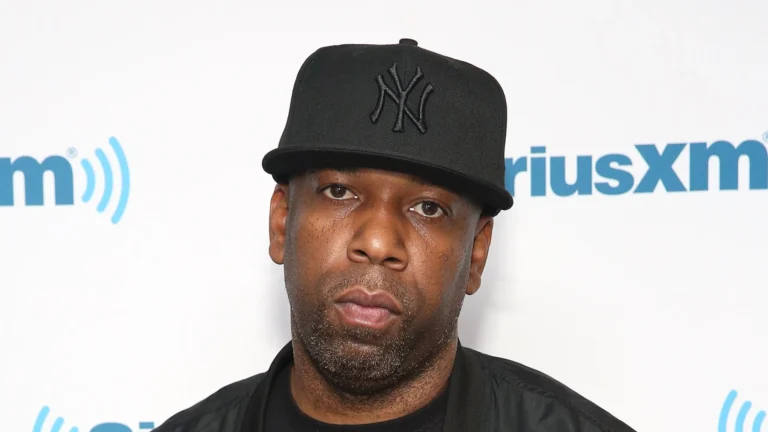 Rapper Young Noble, que trabalhou com Tupac Shakur, morre aos 47 anos