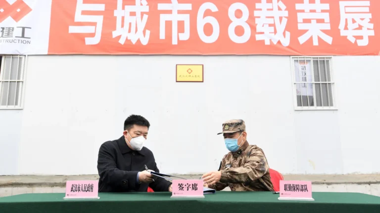 Ex-prefeito de Wuhan é investigado por corrupção ligada à Covid