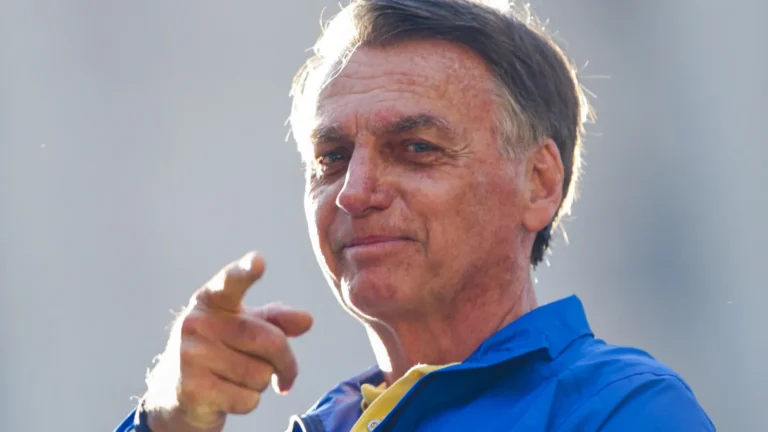 Bolsonaro condenado pode pegar de 12 a 43 anos, e debate sobre extensão de pena segue aberto