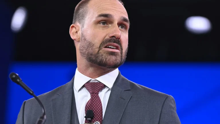 Eduardo Bolsonaro critica Zema e fala em ‘turminha da elite financeira’