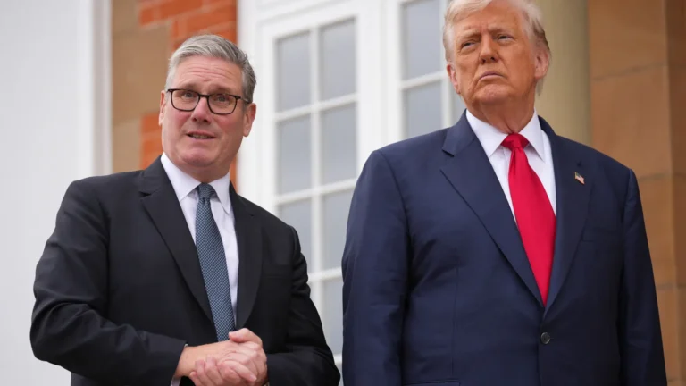 Trump afirma que vai reduzir prazo dado a Putin por acordo na Ucrânia
