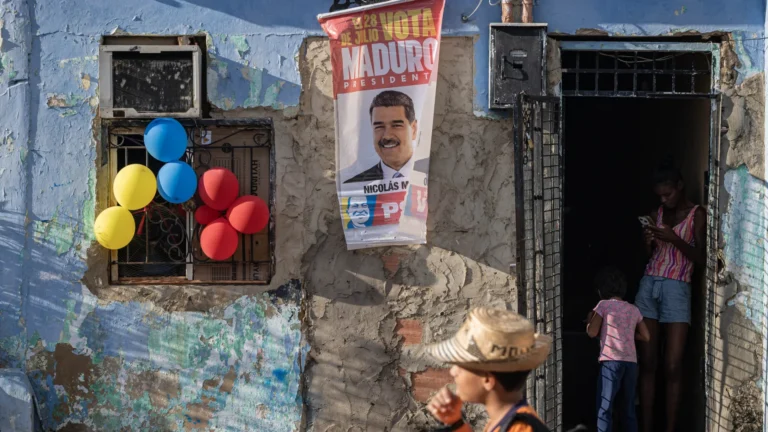 Maduro mobiliza população contra “ameaças” dos Estados Unidos