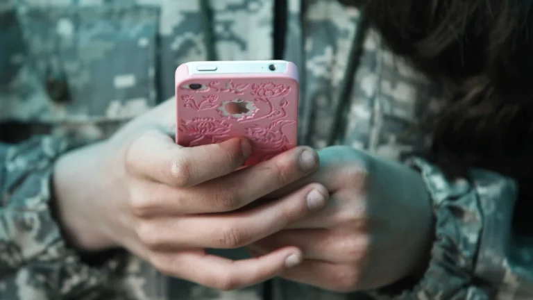 Denúncias pelo Disque 100 de pedofilia na internet aumentam em agosto