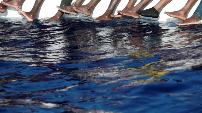 Naufrágio na costa do Iêmen mata ao menos 76 migrantes e deixa dezenas de desaparecidos