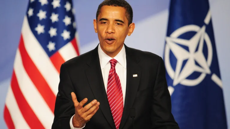Governo Trump vai investigar gestão Obama por caso de interferência russa em eleição de 2016