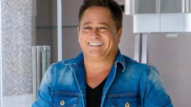 Vídeo de Leonardo viraliza após resposta afiada a repórter sobre canudo
