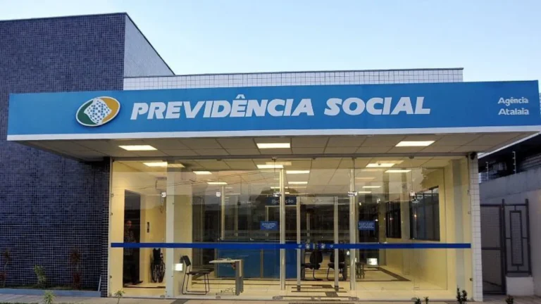 PF faz operação contra fraudes no INSS envolvendo ex-funcionários da Caixa