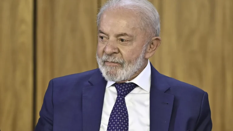 Lula quer juro mais barato em linha de crédito para reformas habitacionais
