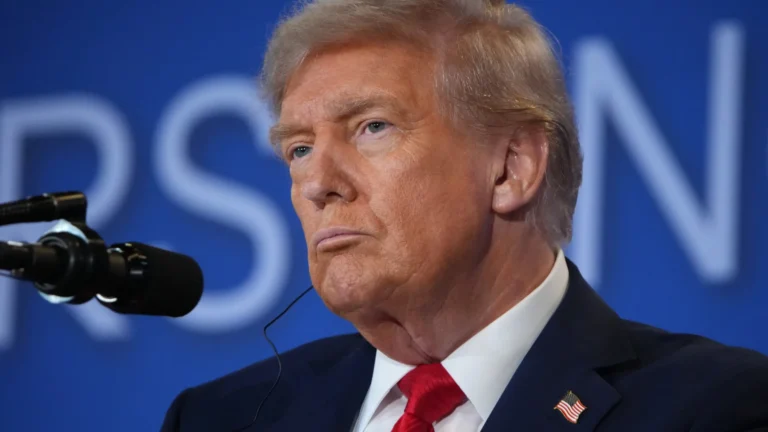 Trump esquece brigas e comemora noivado de Taylor Swift: “Fantástica”