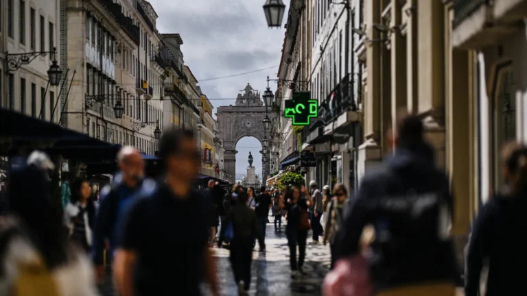 Por que as pessoas querem fugir desses países europeus?