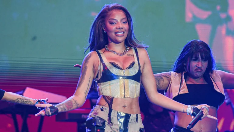 Ludmilla divulga “Cam Girl”, parceria inédita com Victoria Monét