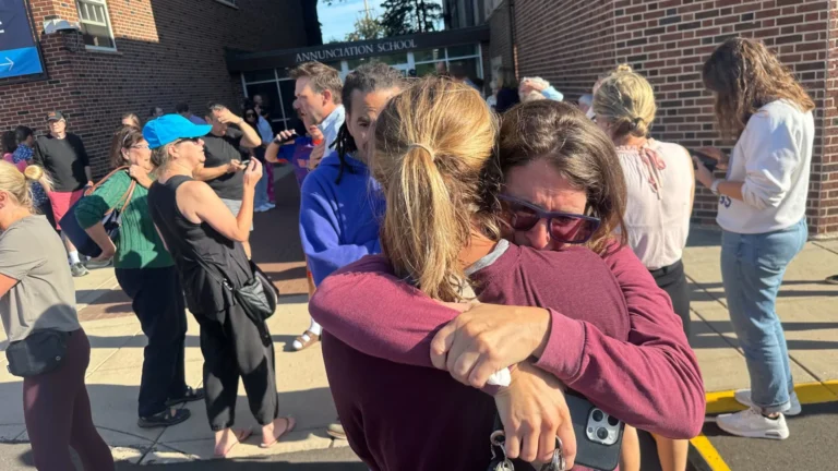 Ataque a tiros deixa pelo menos três mortos e 20 feridos em Minnesota