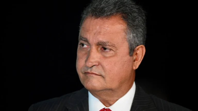‘Nunca vi levantar bandeira de outro país no Dia da Independência’, diz Rui Costa sobre ato bolsonarista