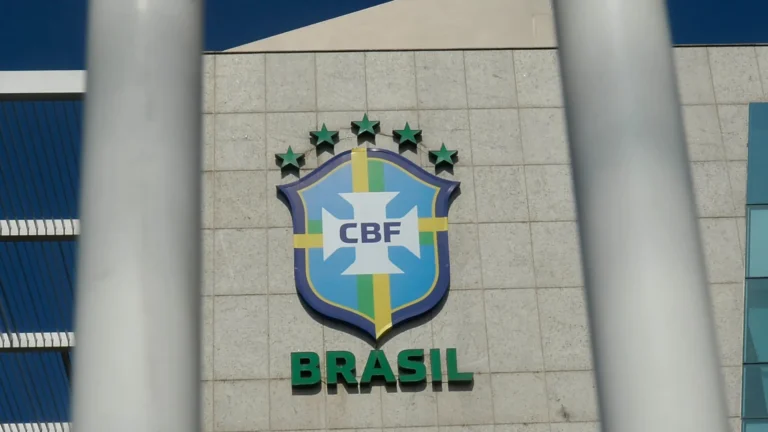 Como a ‘central de transferências’ da CBF atua no fechamento da janela