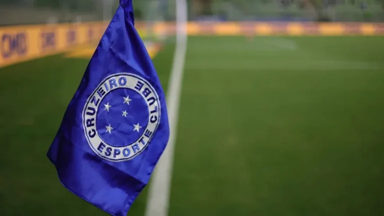 Cruzeiro pagou R$ 50,8 milhões por reforço equatoriano