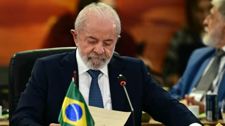 Lula diz que não passou a hora de ligar para Trump ‘porque ele não quer conversar’