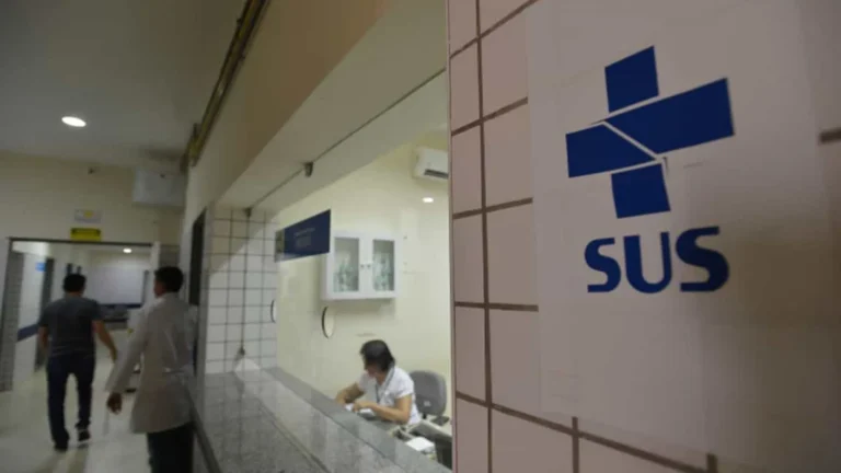 SUS ganha doação de 11 mil frascos de etanol para tratamento contra metanol