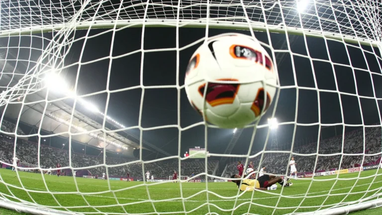 Série B embola e tem briga acirrada de 10 times pelo acesso; veja chances