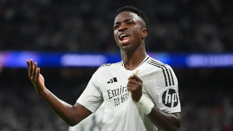 Vini Jr foi substituído ou começou no banco em quase 80% dos jogos com Xabi