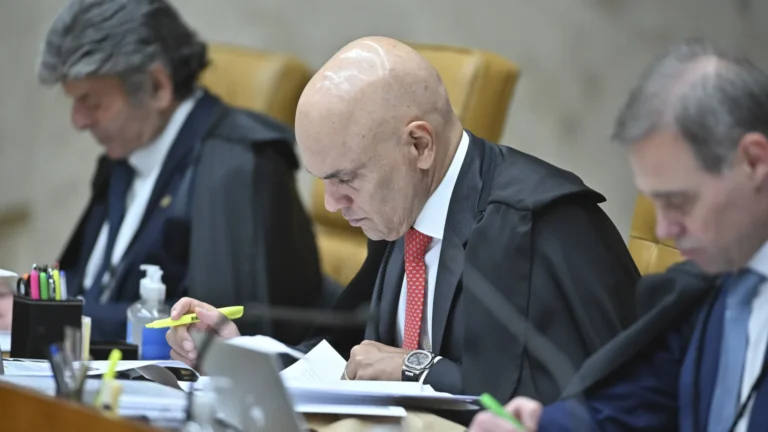 STF derruba leis que proibiam ensino sobre gênero em escolas